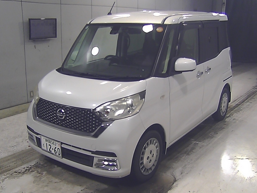NISSAN DAYZ ROOX