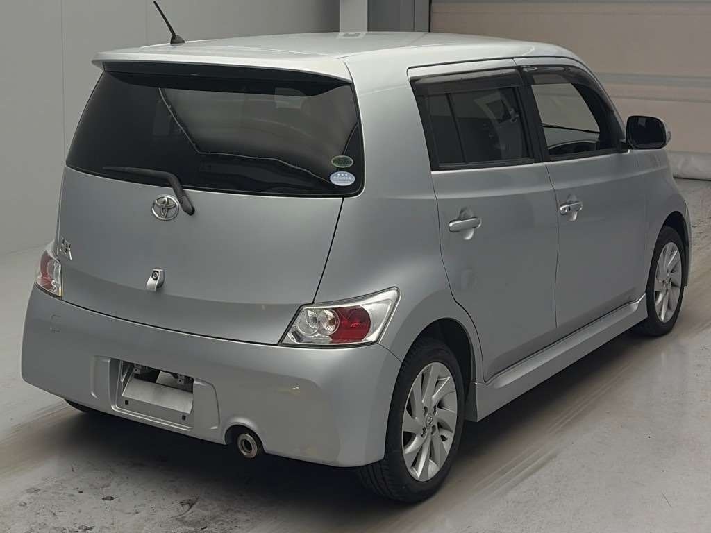 TOYOTA BB