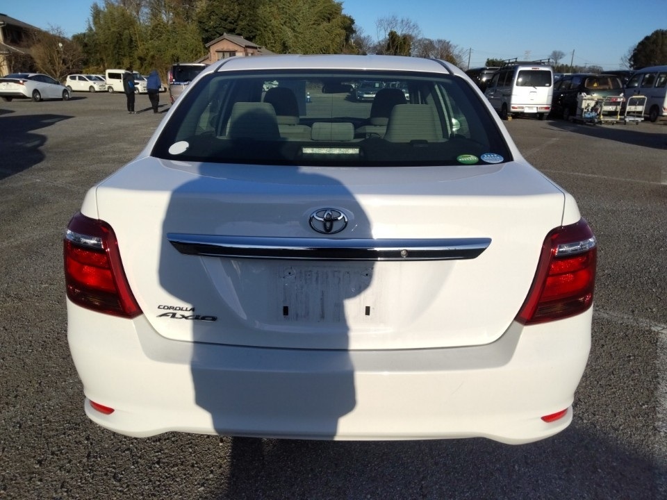 TOYOTA COROLLA AXIO