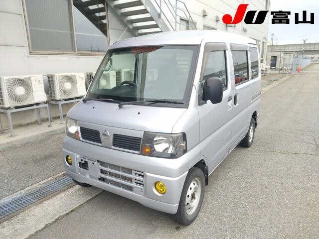 NISSAN CLIPPER