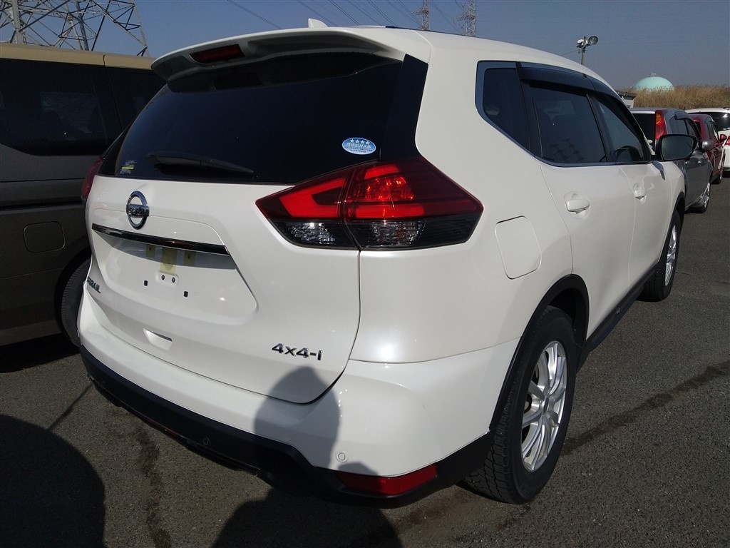 NISSAN X-TRAIL