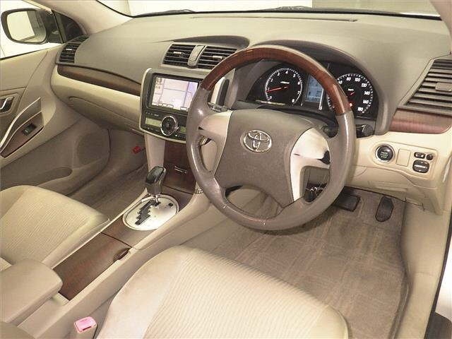 TOYOTA PREMIO