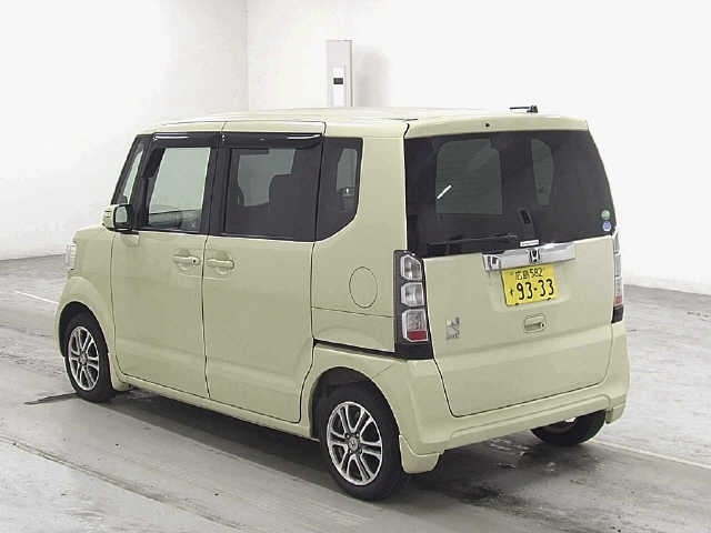 HONDA N-BOX