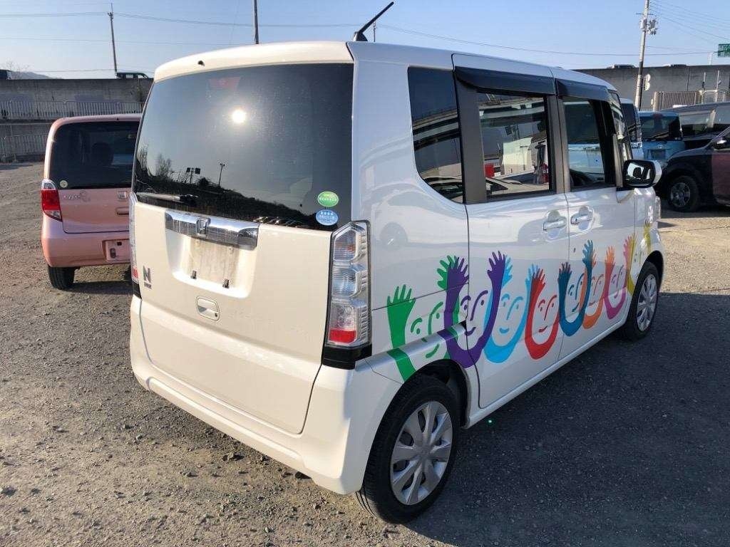HONDA N-BOX