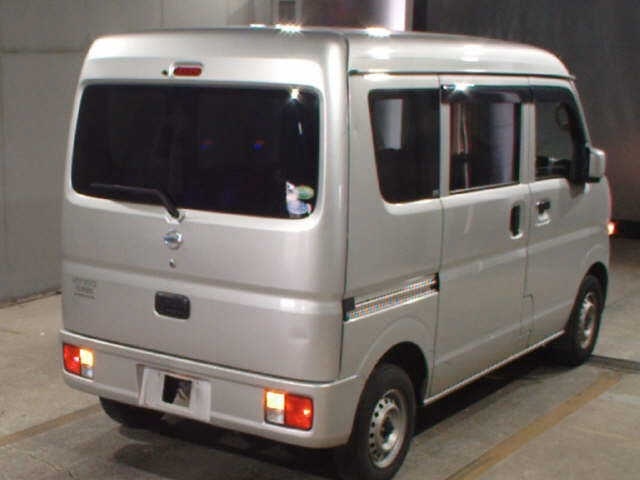 NISSAN NV100 CLIPPER
