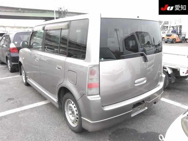 TOYOTA BB