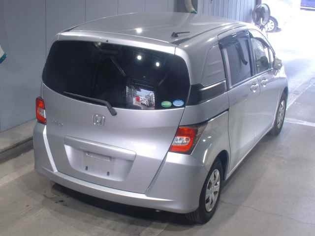 HONDA FREED SPIKE