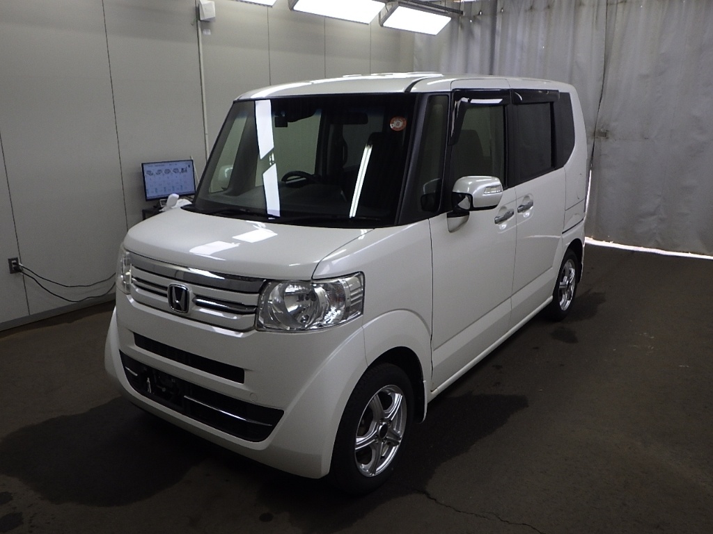 HONDA N-BOX