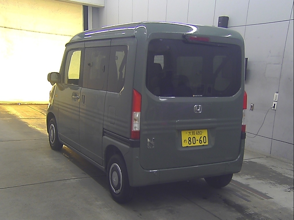 HONDA N-VAN