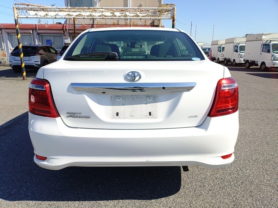 TOYOTA COROLLA AXIO