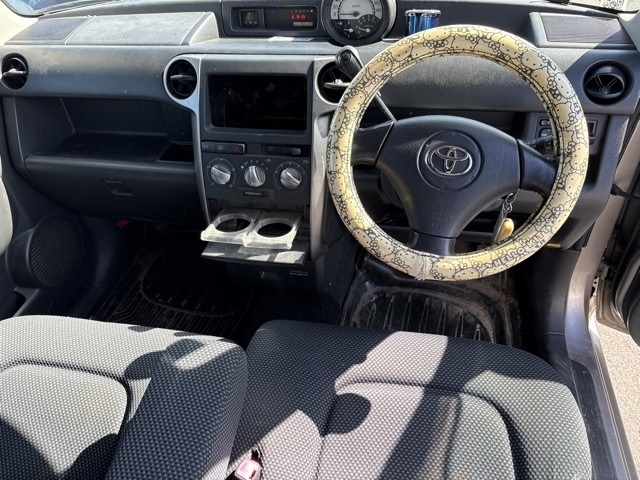 TOYOTA BB