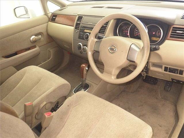 NISSAN TIIDA LATIO