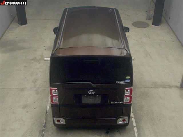 DAIHATSU WAKE