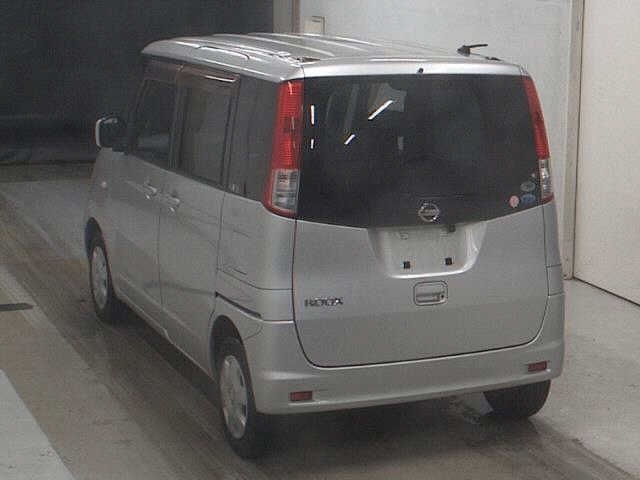 NISSAN ROOX