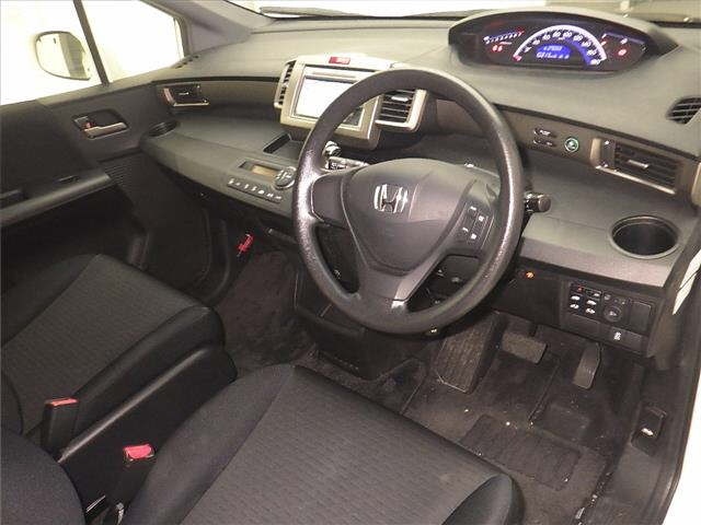 HONDA FREED SPIKE
