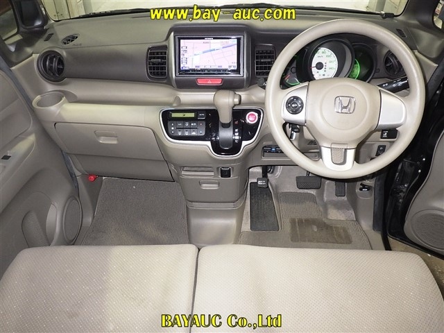 HONDA N-BOX