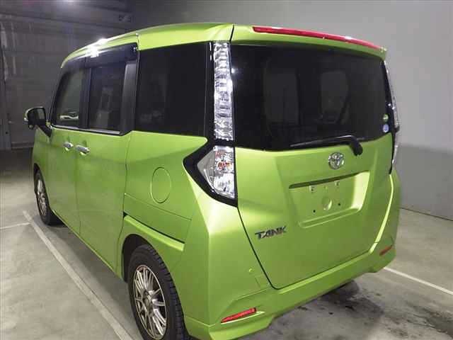 TOYOTA TANK