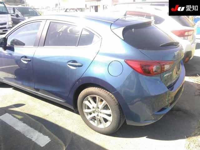 MAZDA AXELA