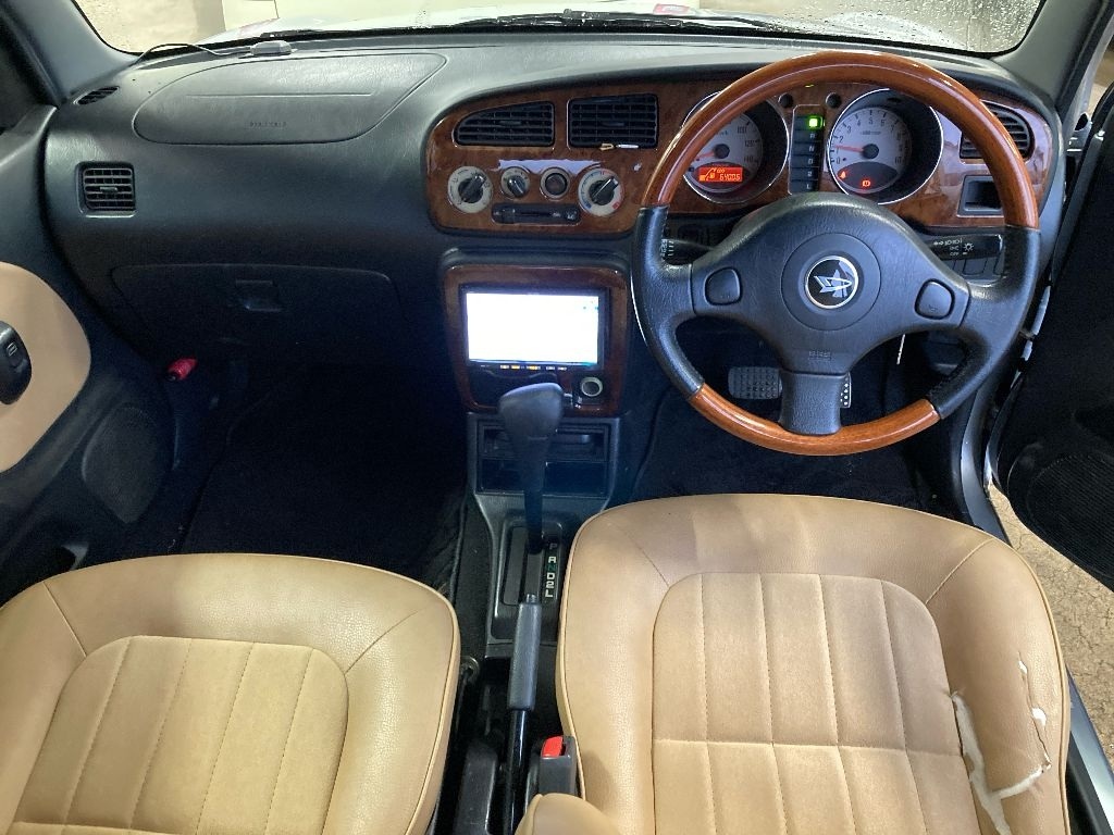 DAIHATSU MIRA GINO