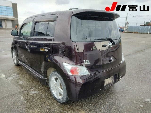 TOYOTA BB