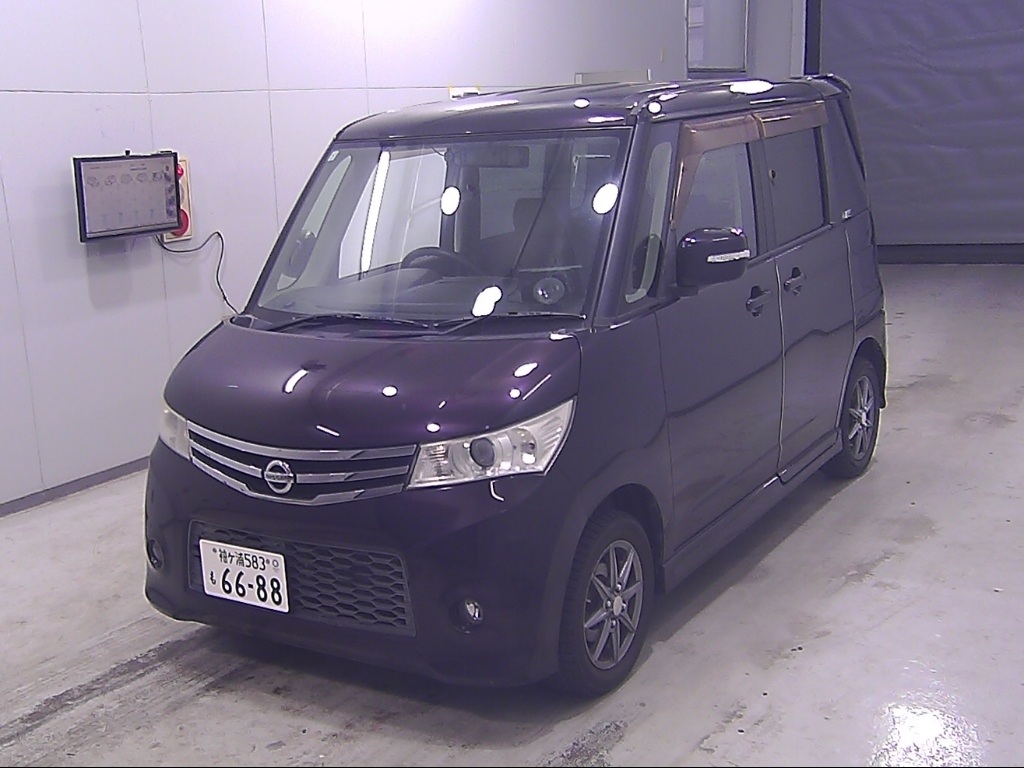 NISSAN ROOX