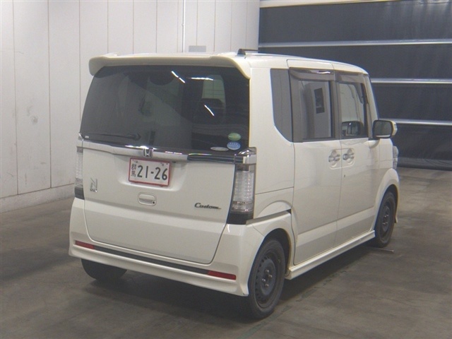 HONDA N-BOX