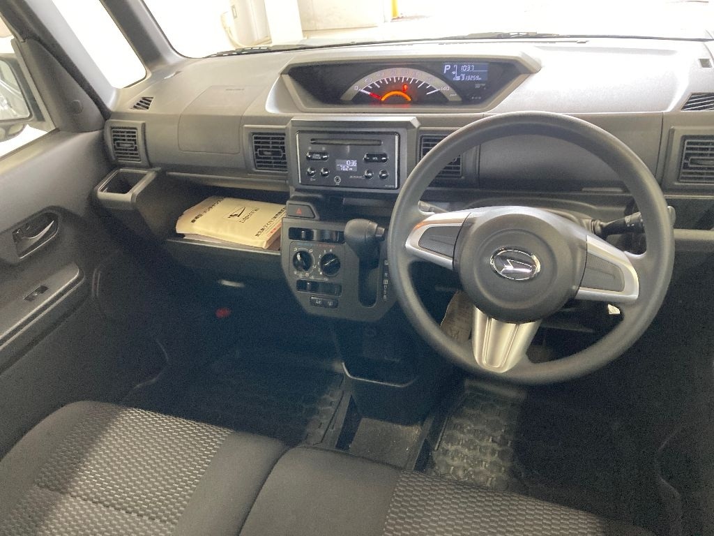 DAIHATSU WAKE