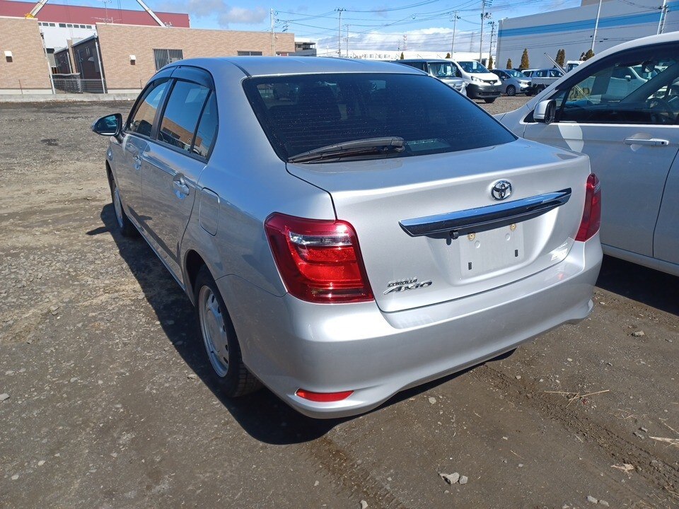 TOYOTA COROLLA AXIO