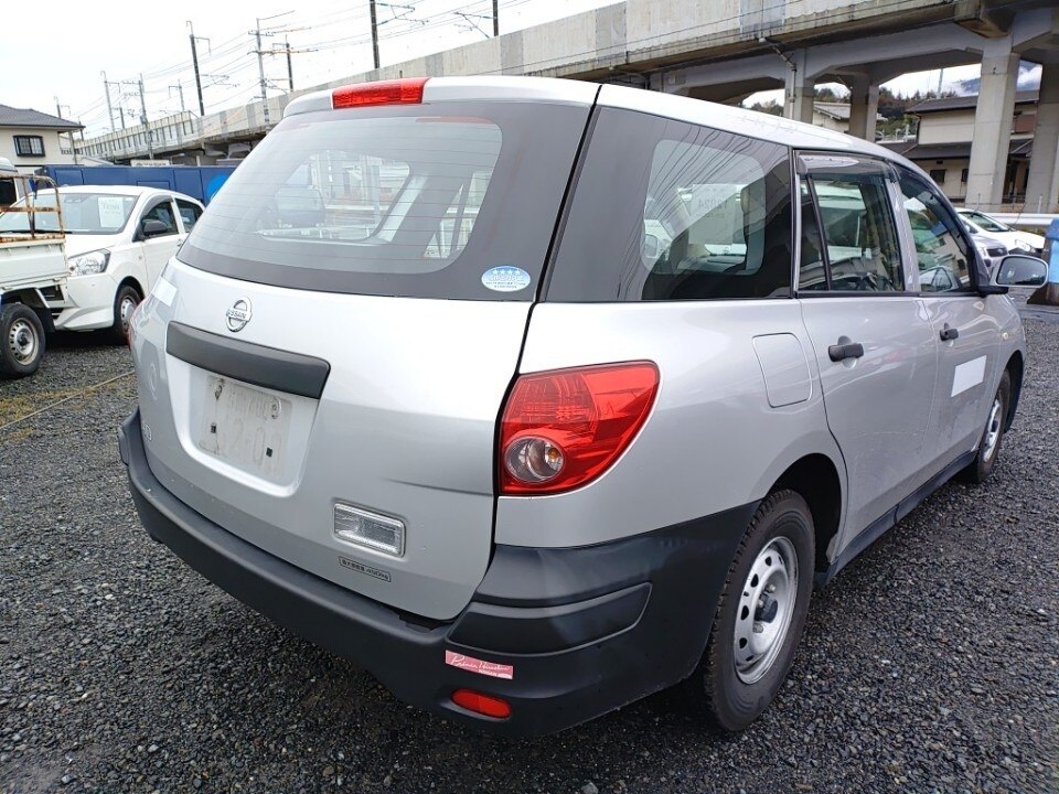NISSAN AD