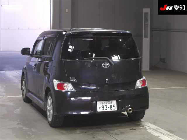 TOYOTA BB
