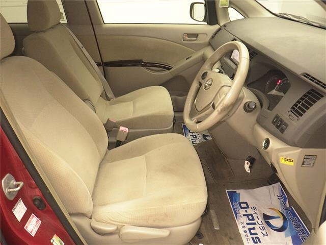 TOYOTA ISIS