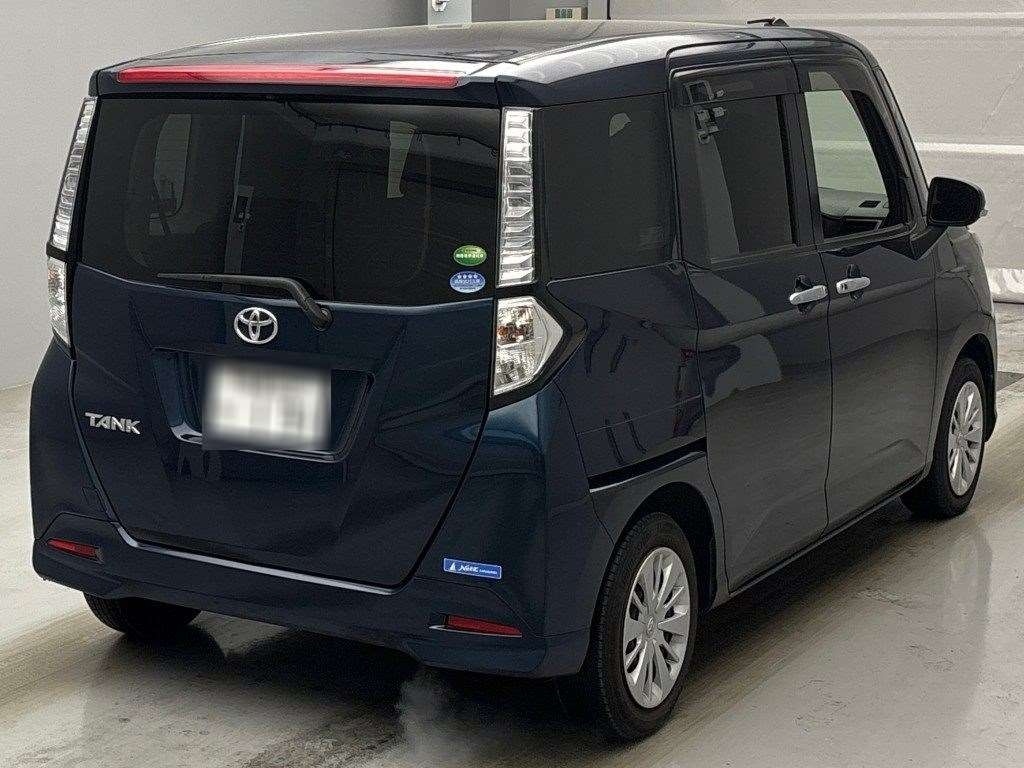 TOYOTA TANK