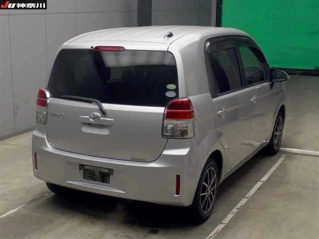 TOYOTA SPADE