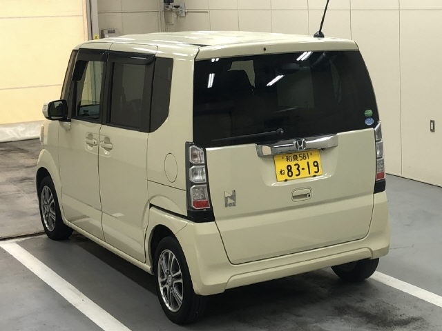 HONDA N-BOX