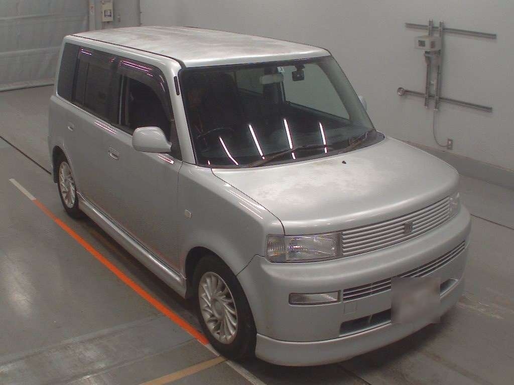 TOYOTA BB