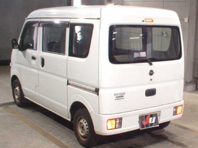 NISSAN NV100 CLIPPER