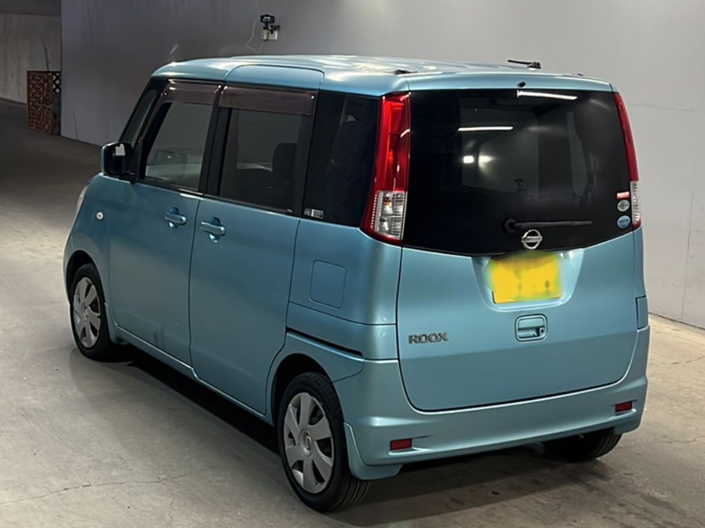 NISSAN ROOX