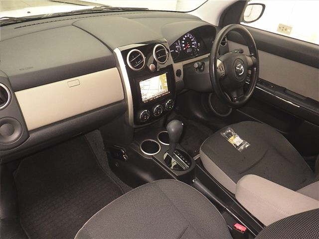 MAZDA VERISA