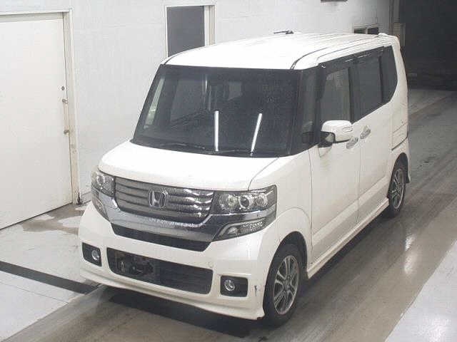 HONDA N-BOX
