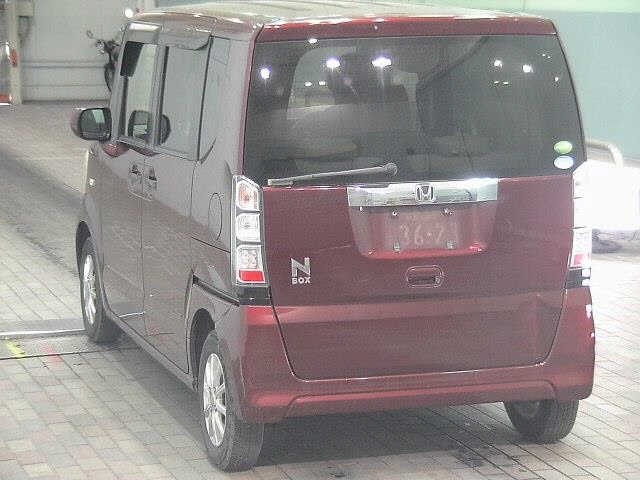 HONDA N-BOX