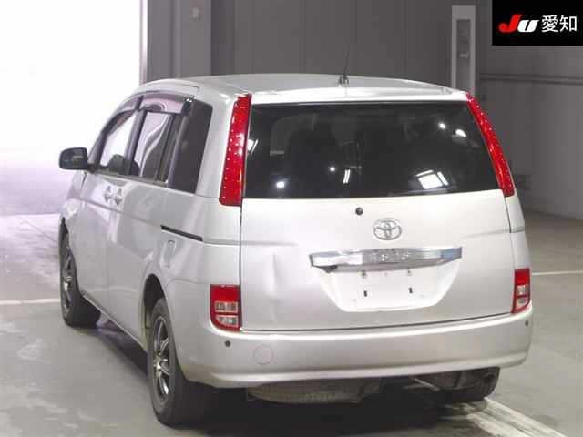 TOYOTA ISIS