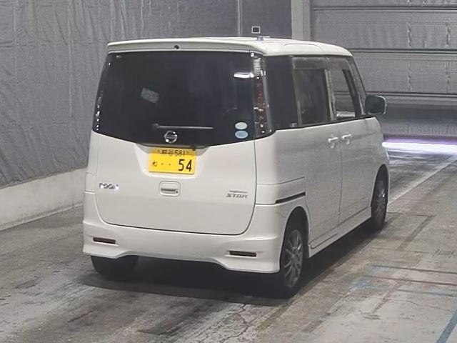 NISSAN ROOX