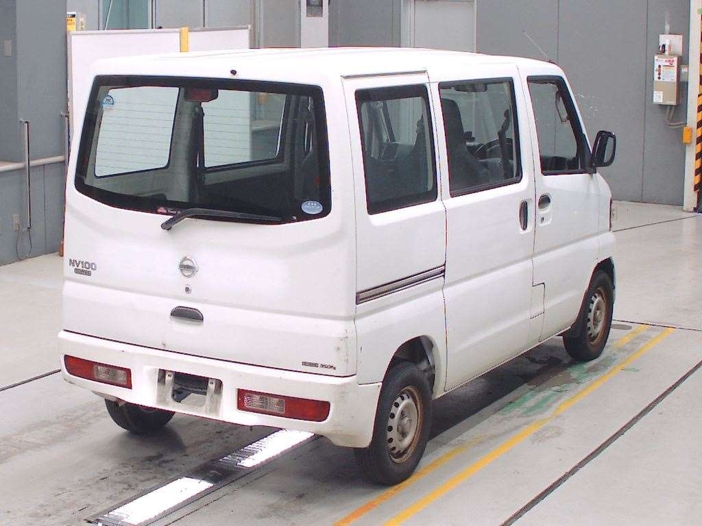 NISSAN NV100 CLIPPER