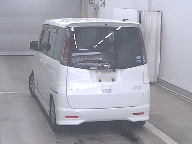 NISSAN ROOX