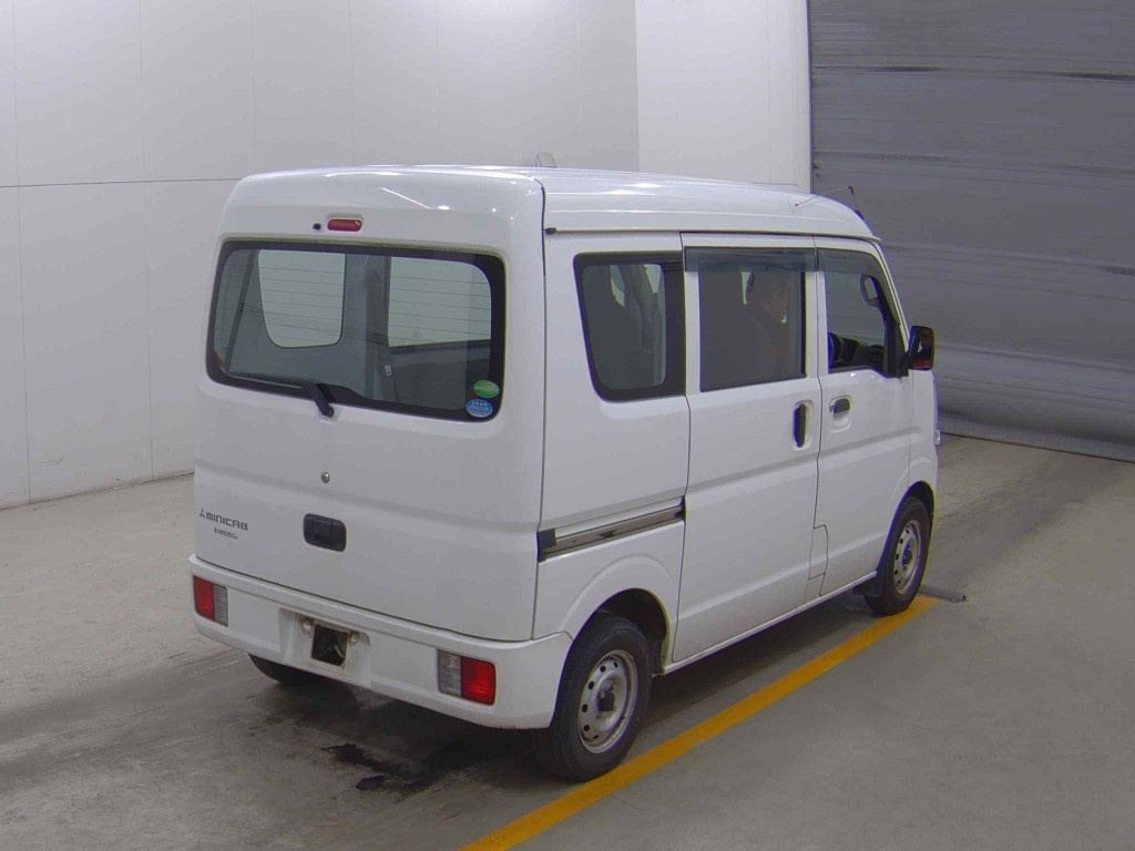 MITSUBISHI MINICAB