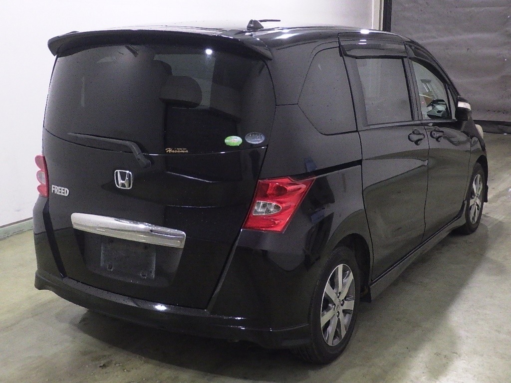 HONDA FREED