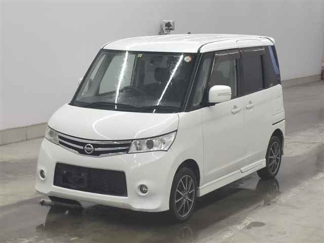 NISSAN ROOX