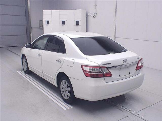 TOYOTA PREMIO