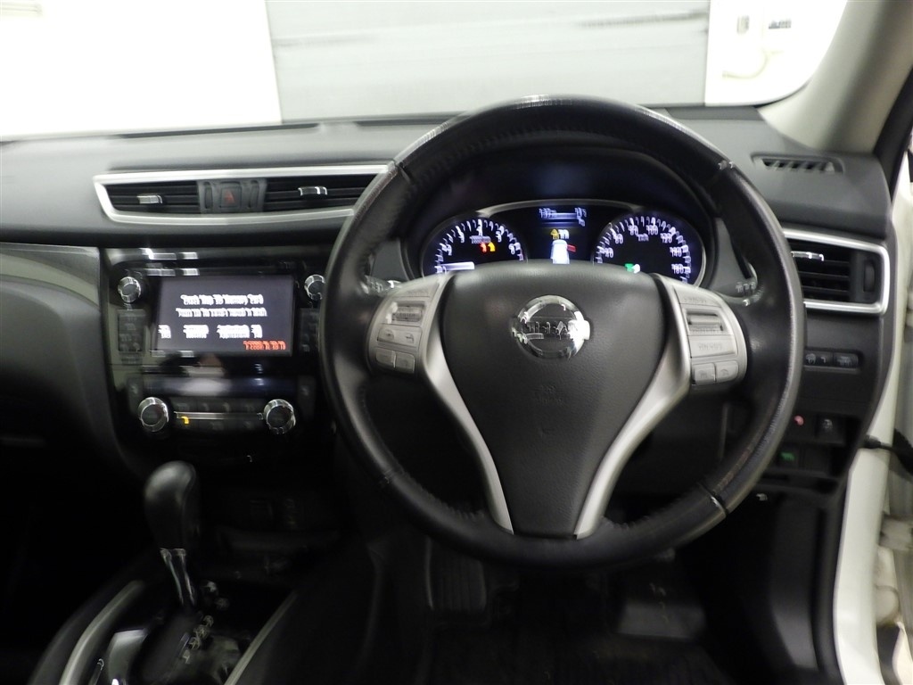NISSAN X-TRAIL