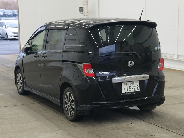HONDA FREED SPIKE